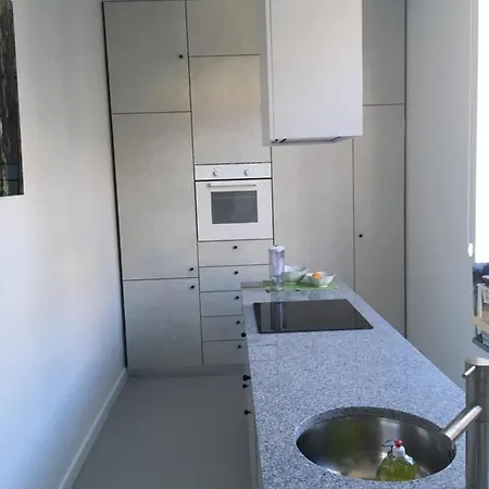Chic & Cosy In 300m From Beach Free P In Street