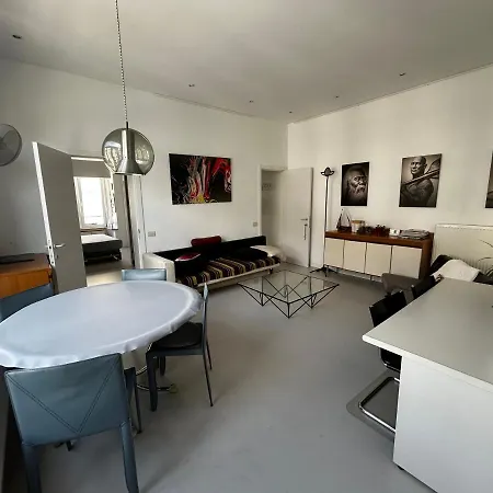 Apartment Chic & Cosy In 300m From Beach Free P In Street