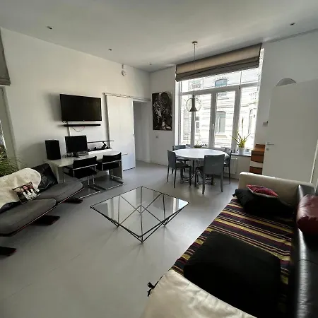 Chic & Cosy In 300m From Beach Free P In Street Apartment *